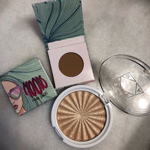 Eye shadow and highlighter - NEW